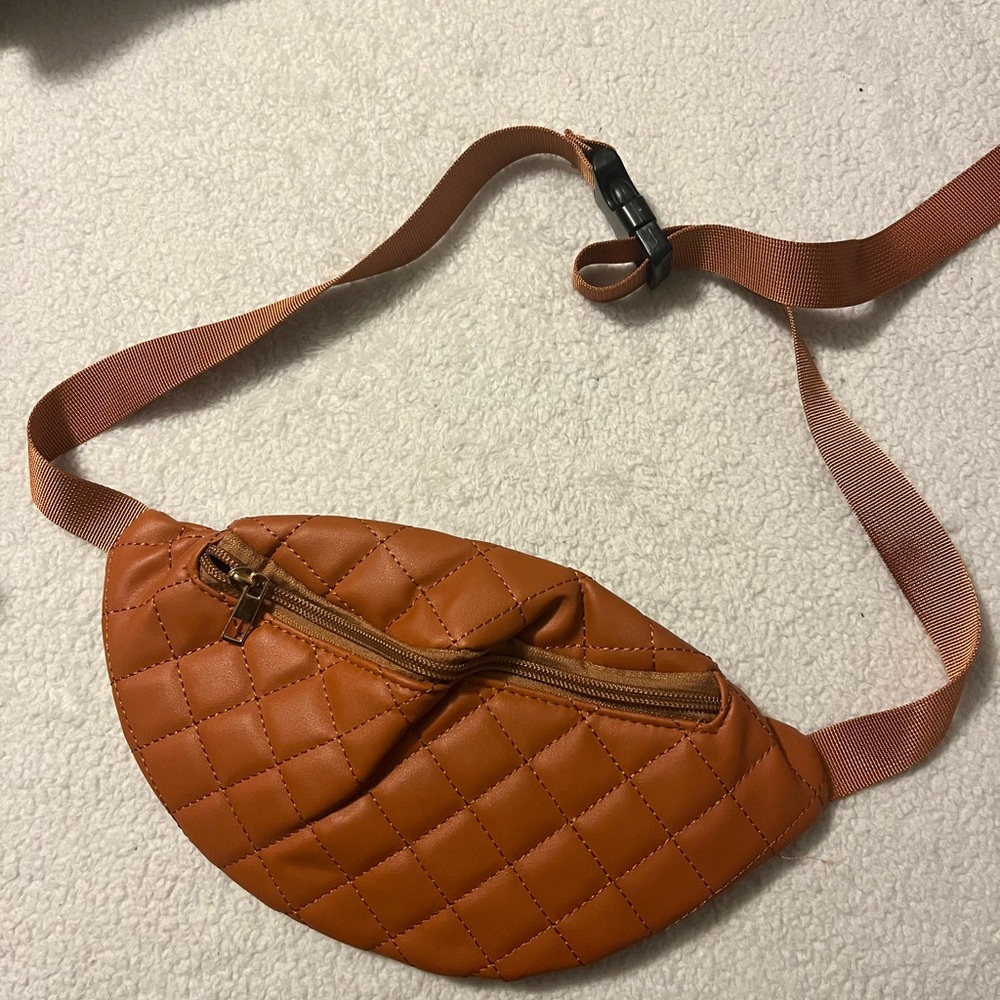 brown fanny pack